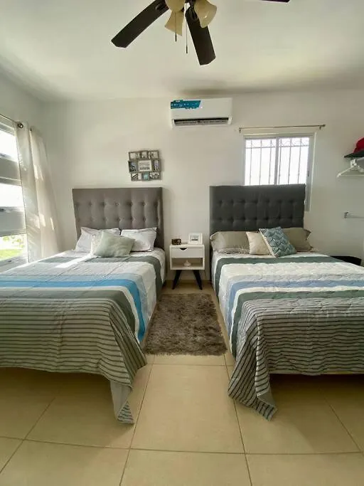 קנקון Casa Vallejo En Residencial Becquer 0*,  מקסיקו