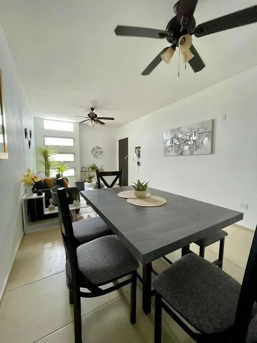Casa Vallejo En Residencial Becquer Cancun Holiday home